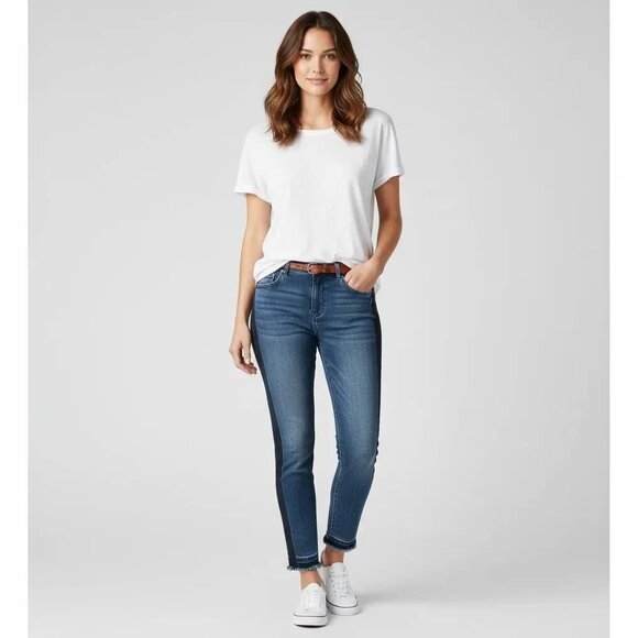 Express Jeans Women's STELA Low-Rise Cropped Skinny Jeans Size 8 - Picture 1 of 12